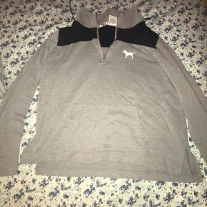 GREY QUARTER-ZIP PINK SWEATER
